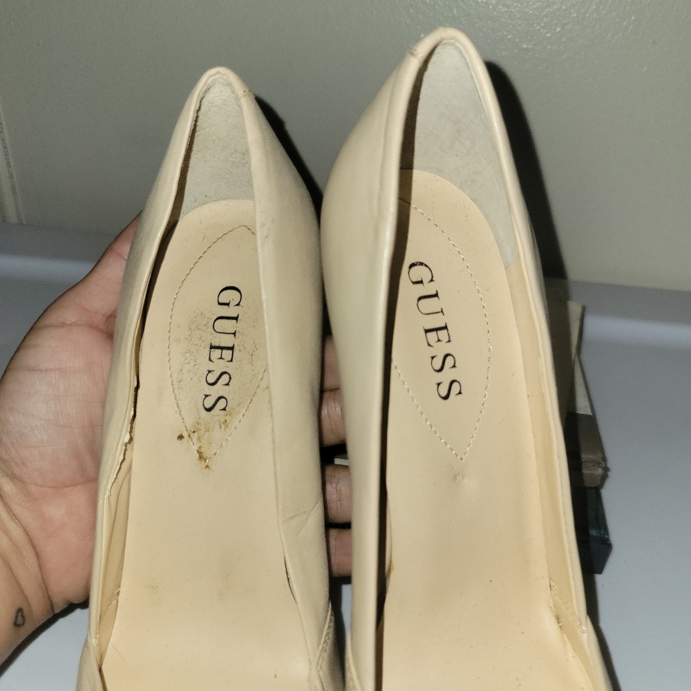 Guess Cream Stiletto Heels - Picture 6 of 6